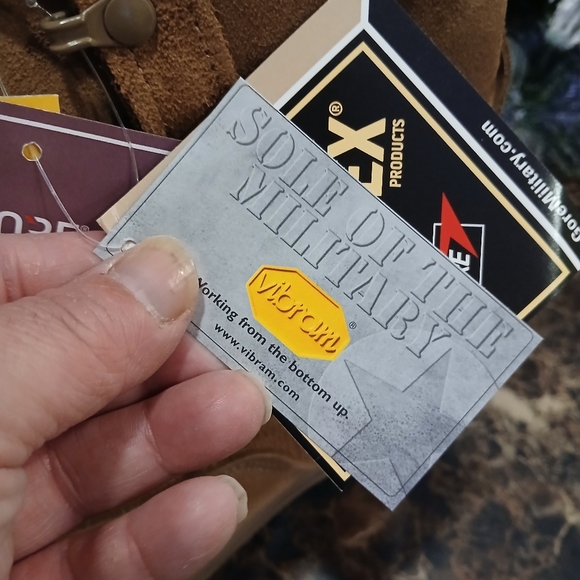 Belliville Gore-Tex Extreme Cold Weather Vibram Miltary Boots 9 Men/10.5 Women - Picture 3 of 13